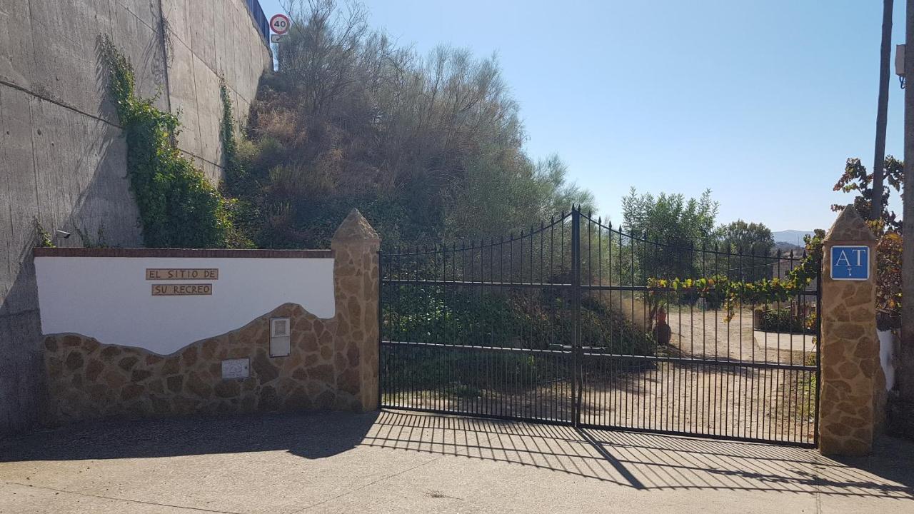 El Sitio De Su Recreo Villa Jerez De Los Caballeros Bagian luar foto